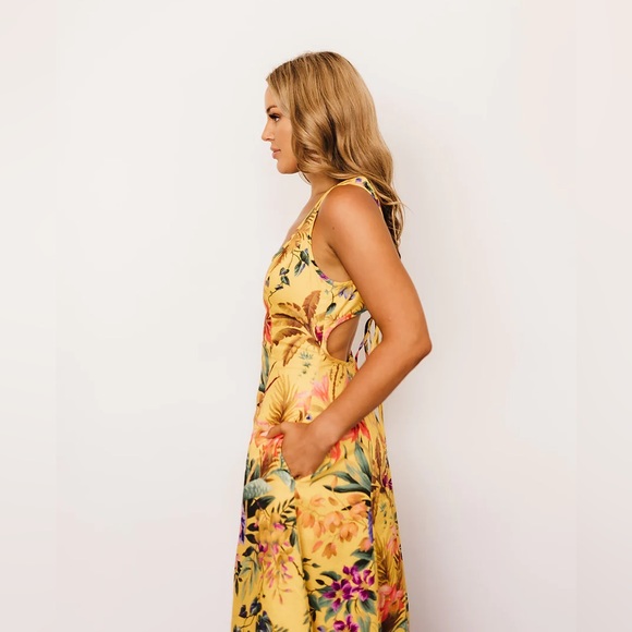 Zimmermann Tropicana Cut Out Midi Dress in Mango Floral - Picture 5 of 14
